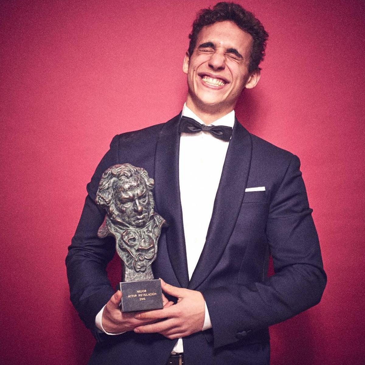 Miguel Herrán en el backstage de los Premios Goya 2016