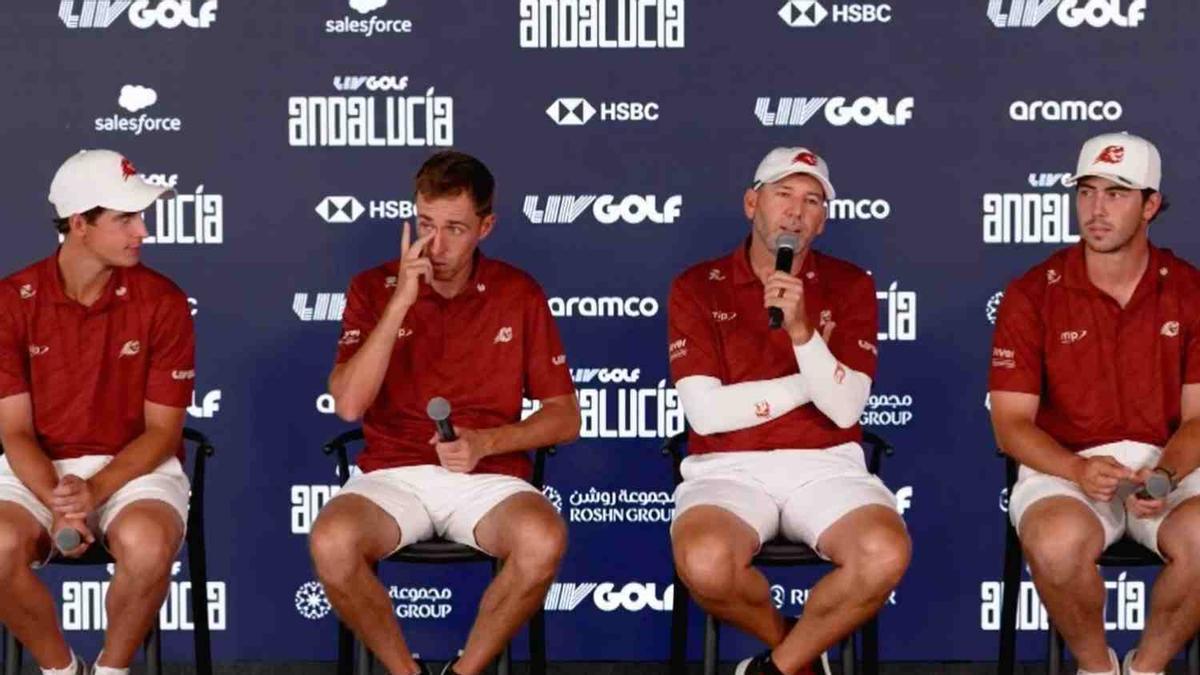 David Puig, junto a sus compañeros de los 'Fireballs', en la presentación del equipo en Valderrama