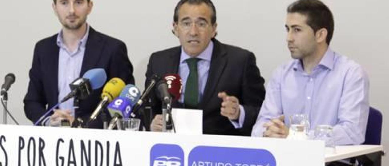 La entrada de Víctor Soler en las Corts refuerza su liderazgo en el PP de Gandia