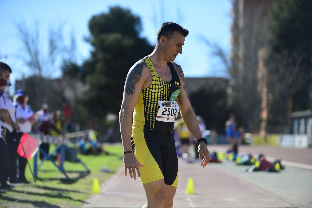 Atletismo nacional Máster sábado en la pista de Atletismo de Cartagena