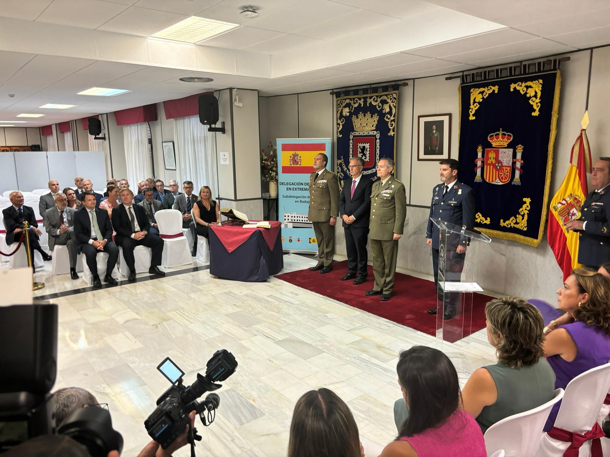 El coronel Ramón Ignacio Balsera Bocanegra toma posesión como delegado de Defensa en Extremadura