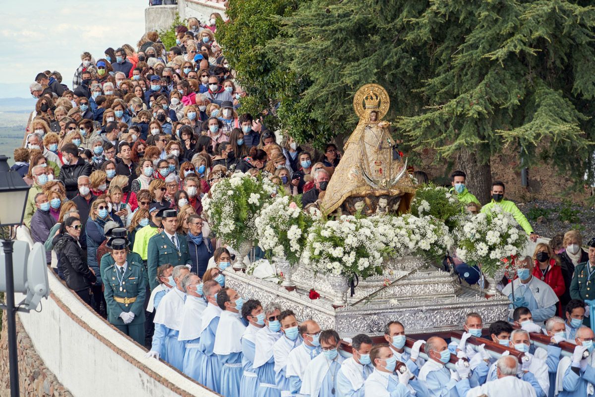 Bajada de la Virgen de la Montaña, patrona de Cáceres