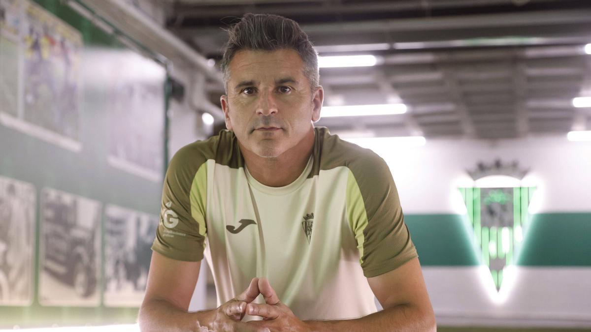 Iván Ania, entrenador del Córdoba CF: "El hambre y la ilusión de la plantilla van a suplir la inexperiencia"