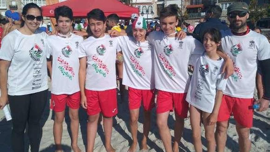 Equipo del CNS A Estrada que compitió en el Nacional de Laxe.