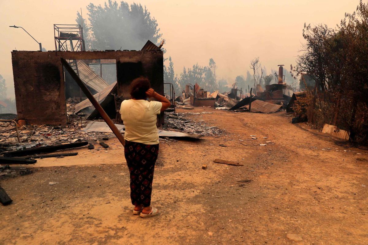 Los incendios que arrasan Chile dejan ya más de 20 muertos