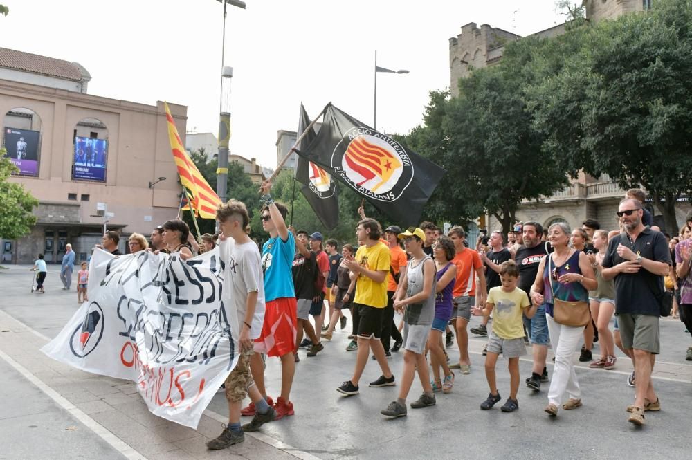 Manifestació contra l'agressió feixista a Manresa