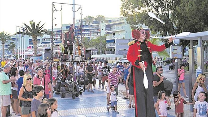 Orpesa ofrece cine los domingos