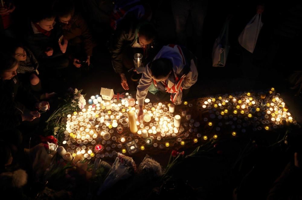 Londres recuerda a las víctimas del atentado