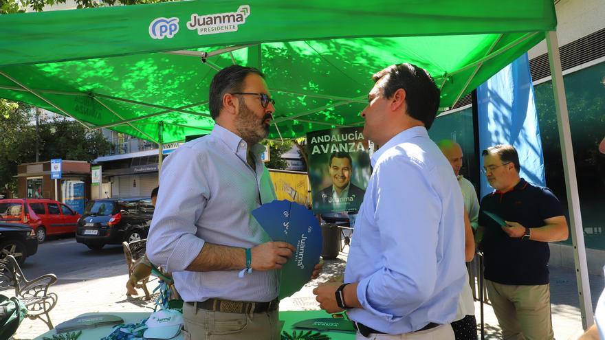 Los candidatos del PP, en Ciudad Jardín durante la jornada electoral