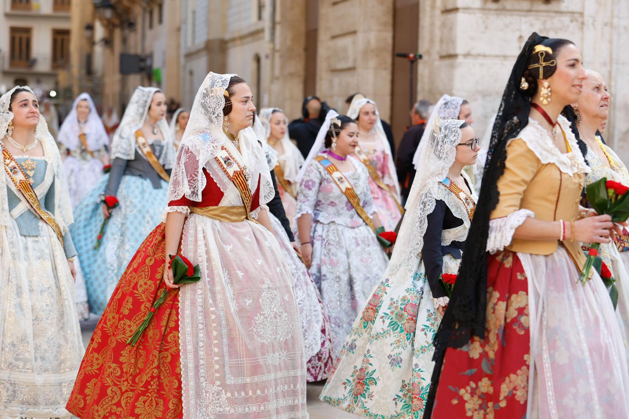 Búscate en el primer día de la Ofrenda en la calle San Vicente entre las 17:00 y las 18:00