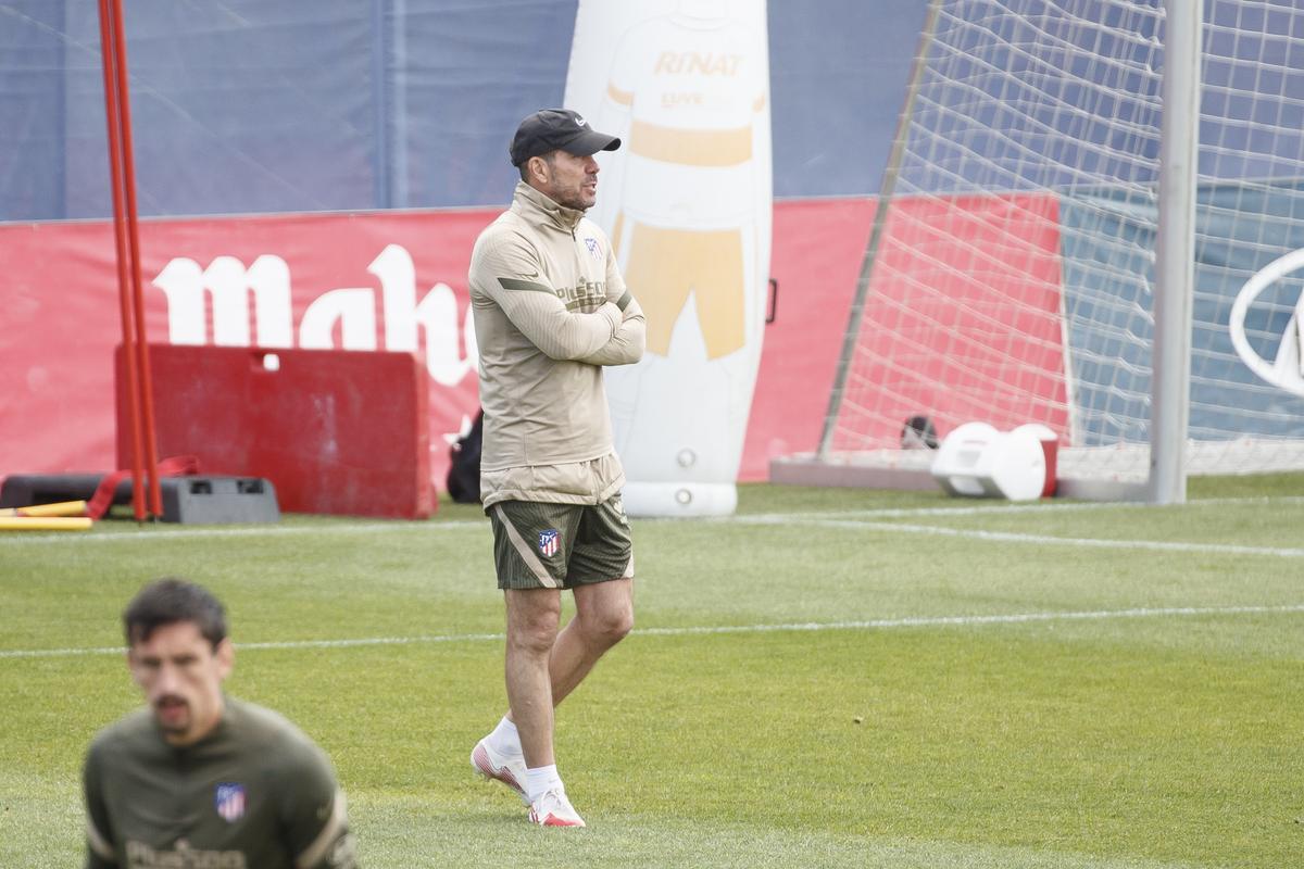 Diego Simeone durante el último entrenamiento del Atlético.