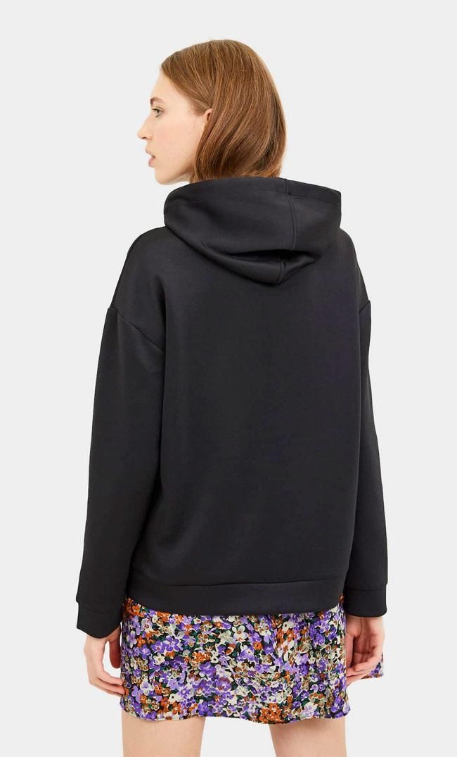 Sudadera + vestido floral