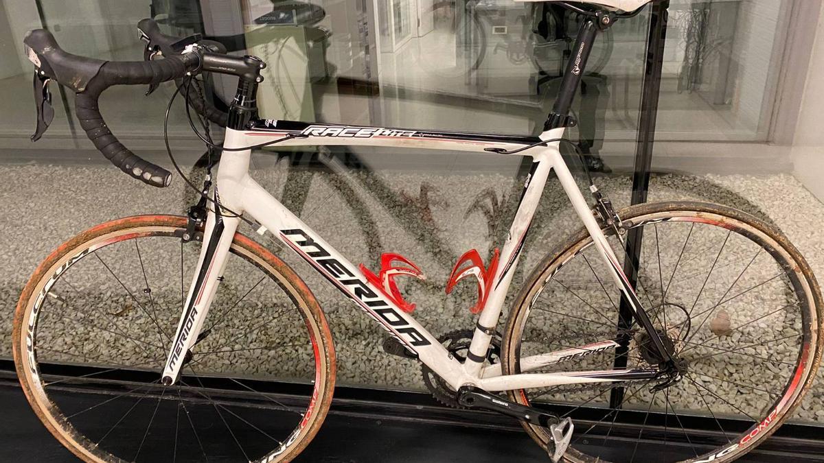 La bicicleta recuperada per la Policia Local de Salt robada a Vilablareix