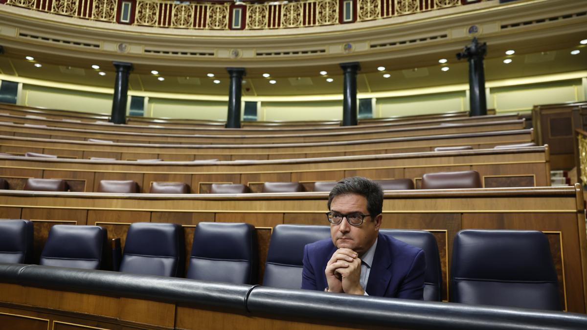 El Congreso debate el decreto de RTVE a pesar del rechazo de la oposición.