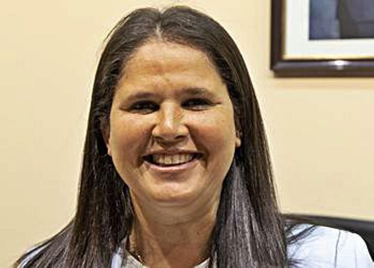 La alcaldesa justifica la destitución de  los ediles de AMF por su deslealtad