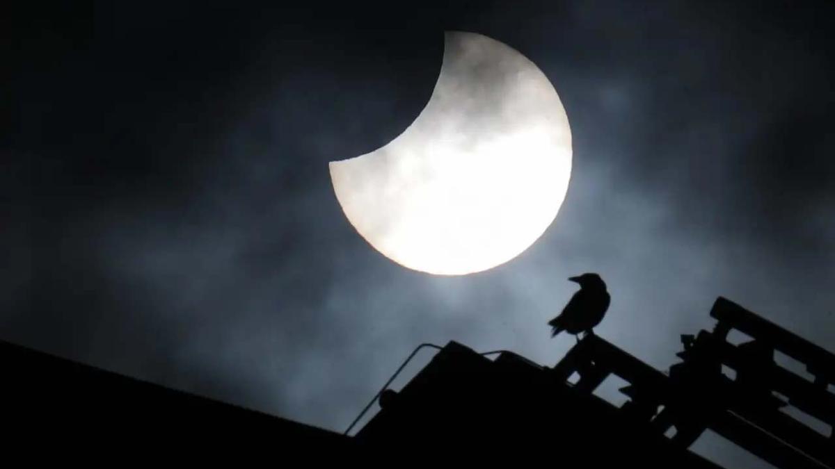 Eclipse parcial de sol de octubre 2022, visto desde Bruselas, Bélgica