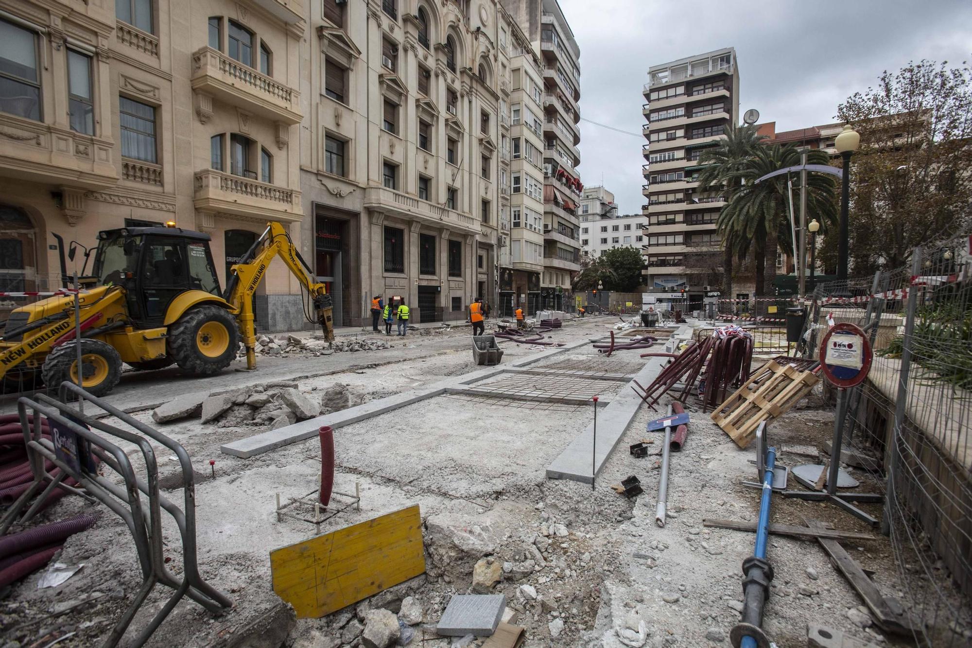Así queda la avenida de la Constitución de Alicante sin las melias