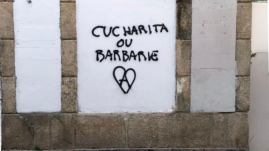 “Cucharita ou barbarie”, una pintada de podio