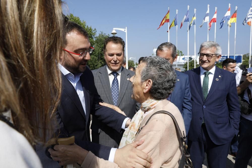 Visita institucional de Adrián Barbón en la FIDMA