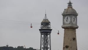 Reloj en el puerto de Barcelona. La Unión Europea se plantea suprimir el cambio horario.