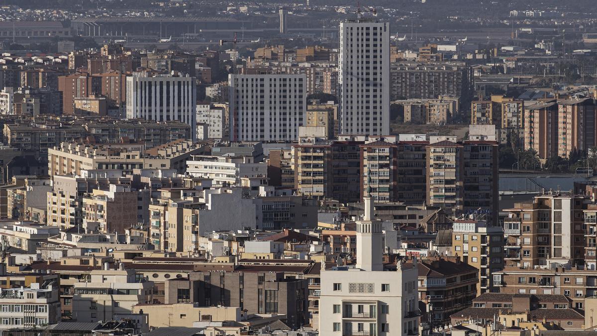 Encontrar piso de alquiler en Málaga, misión (casi) imposible - La Opinión de  Málaga