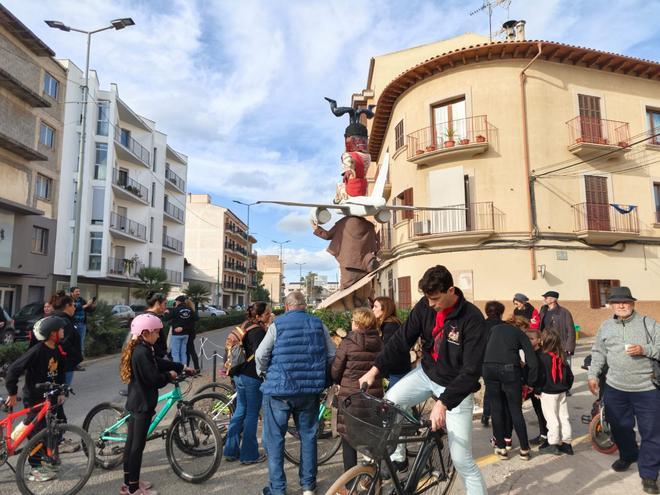 Manacor se rinde a los 'foguerons'