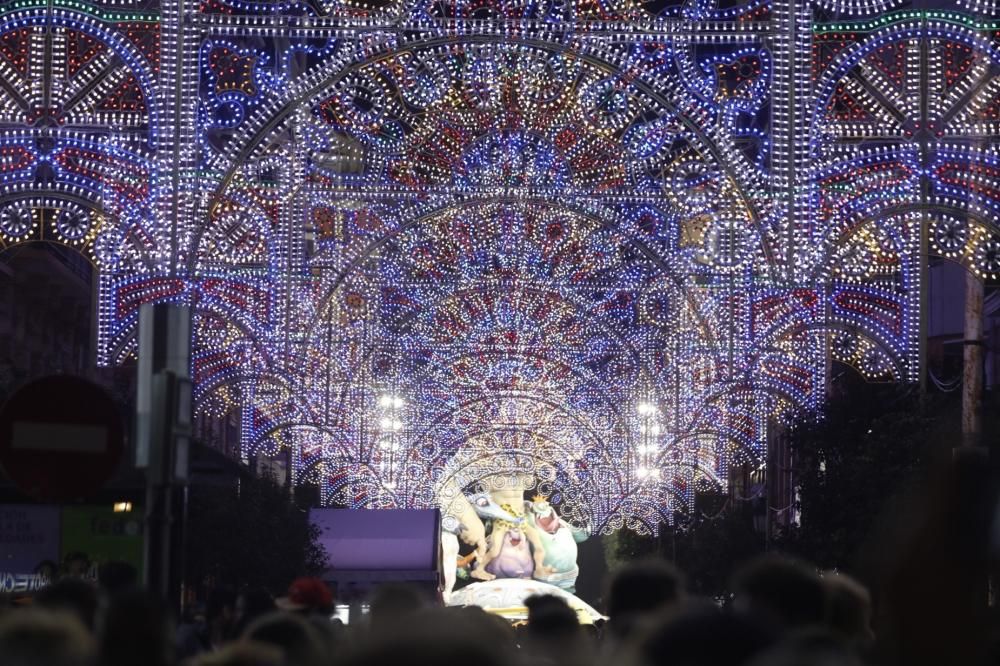 Encendido de luces de la falla Sueca-Literato Azorín