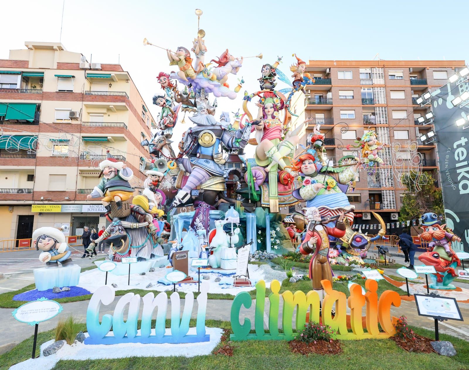 Falla Monestir de Poblet-Aparicio Albiñana