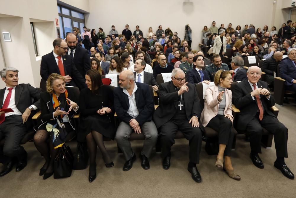 Colocan la primera piedra del nuevo campus del CEU-UCH de Alfara