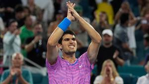 Alcaraz celebra el pase a los cuartos de final en el Masters 1000 de Miami