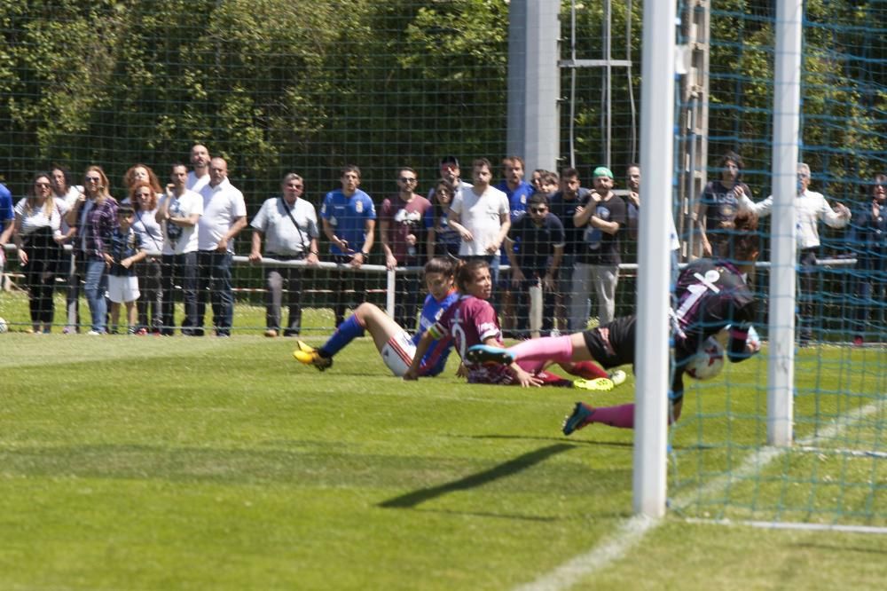 El partido del Oviedo femenino, en imágenes