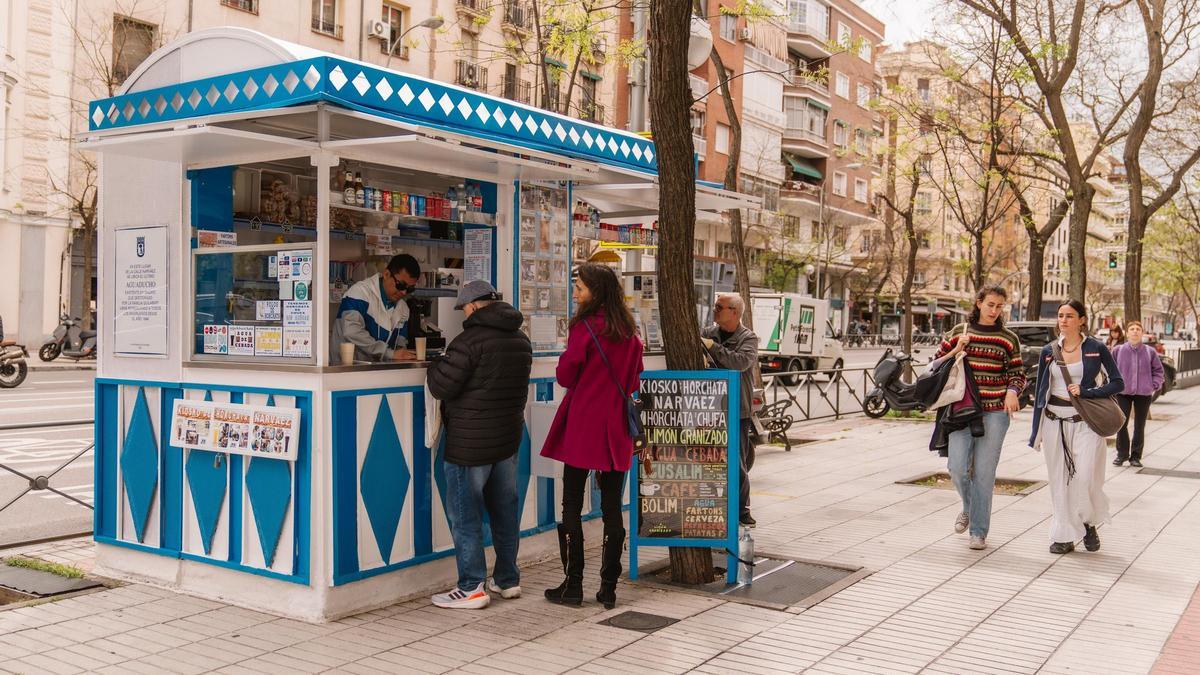 El Kiosko de Narváez, el último aguaducho de Madrid es regentado por José Manuel.