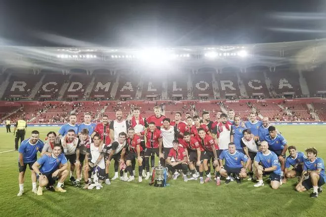 FOTOS | El Mallorca gana el Trofeu Ciutat de Palma al derrotar al Hamburgo