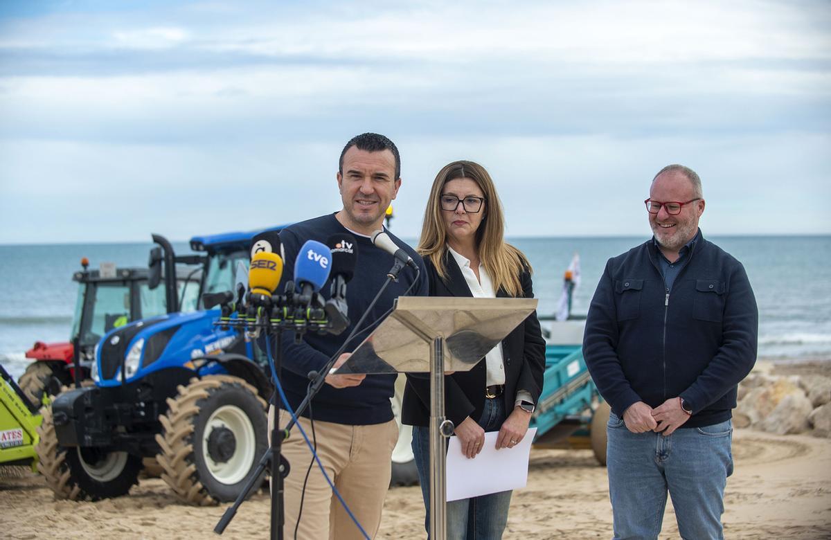 Mompó, Mascarell y la alcaldesa de Miramar