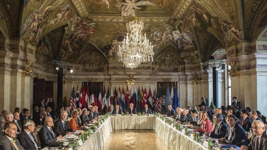 España participa por primera vez en cumbre de Viena sobre el conflicto sirio