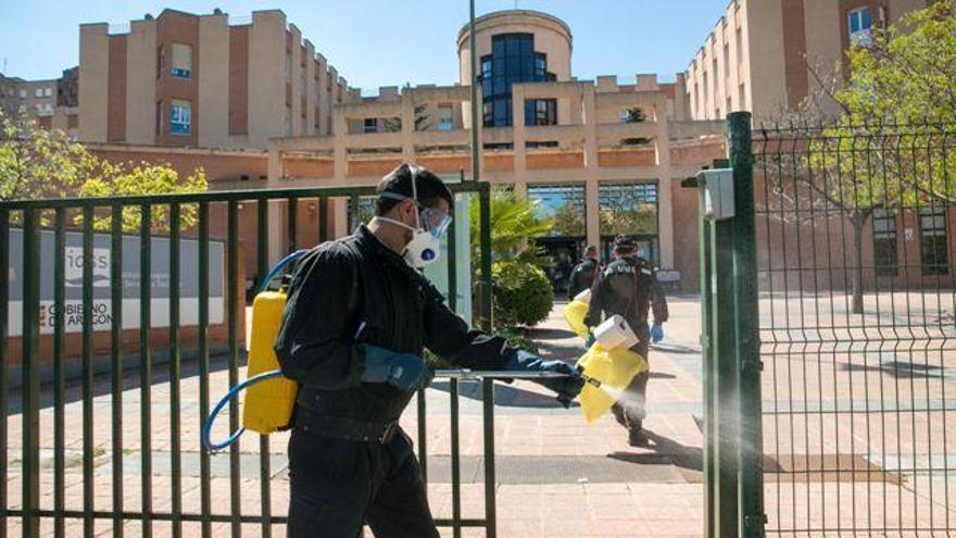 «Pedimos que nos dejen hacer análisis en el centro de mayores para frenar el virus»