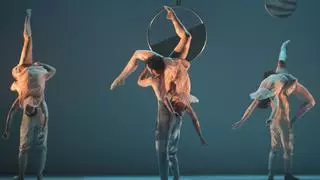 La compañía de danza LaMov lleva un triple programa de sus trabajos hasta Estambul