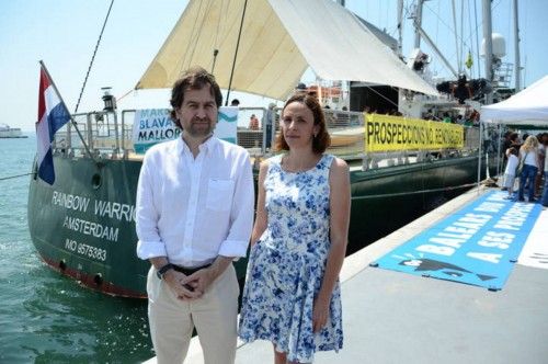 Besuch auf der "Rainbow Warrior" in Palma