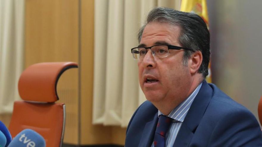 El director de la DGT: &quot;Nadie me adjudicó nada por la cara&quot;