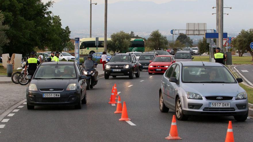 Colas de acceso al PTA durante una prueba piloto.