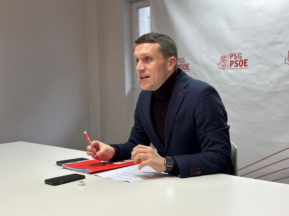 O secretario xeral do PSdeG de Santiago, Aitor Bouza