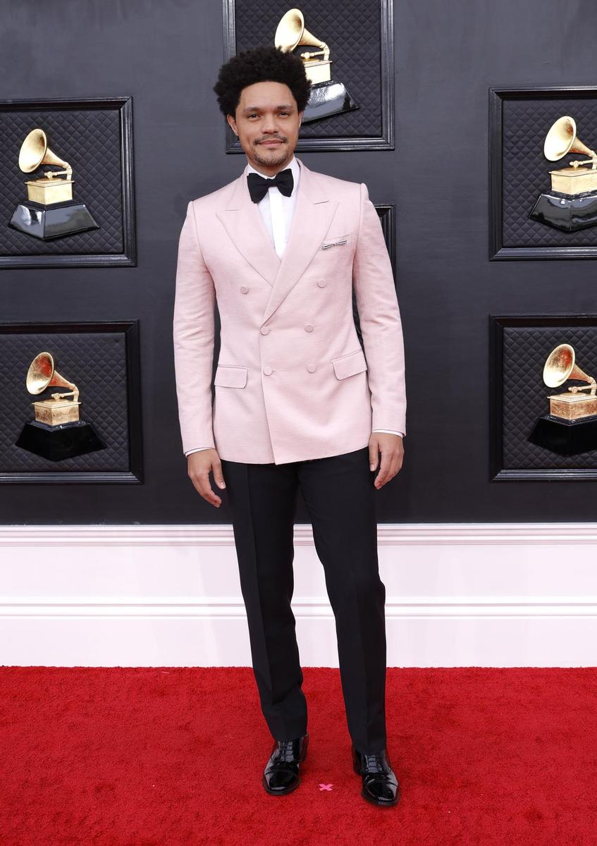 Trevor Noah en los Grammy 2022