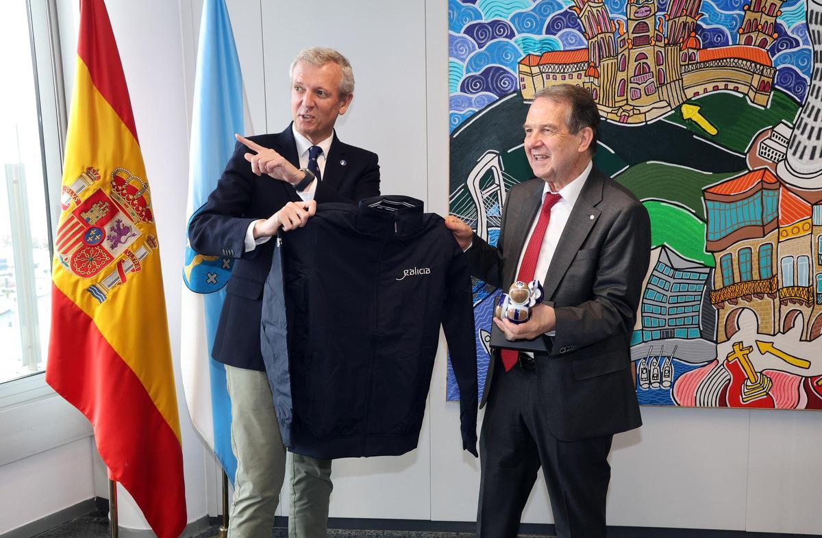 Primera reunión oficial entre Alfonso Rueda y Abel Caballero