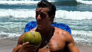 La rutina de Mario Casas: "Abro los ojos y echo a correr. Ni me lavo los dientes. Hago 6, 7 u 8 kilómetros diarios y cuando llego me tomo el café"