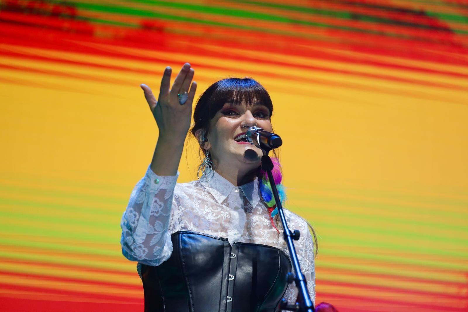 En imágenes | Concierto de Rozalén en el Príncipe Felipe de Zaragoza