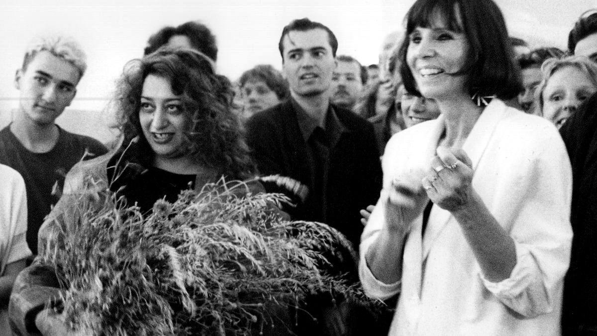 Feireiss, a la derecha, junto a Zaha Hadid.