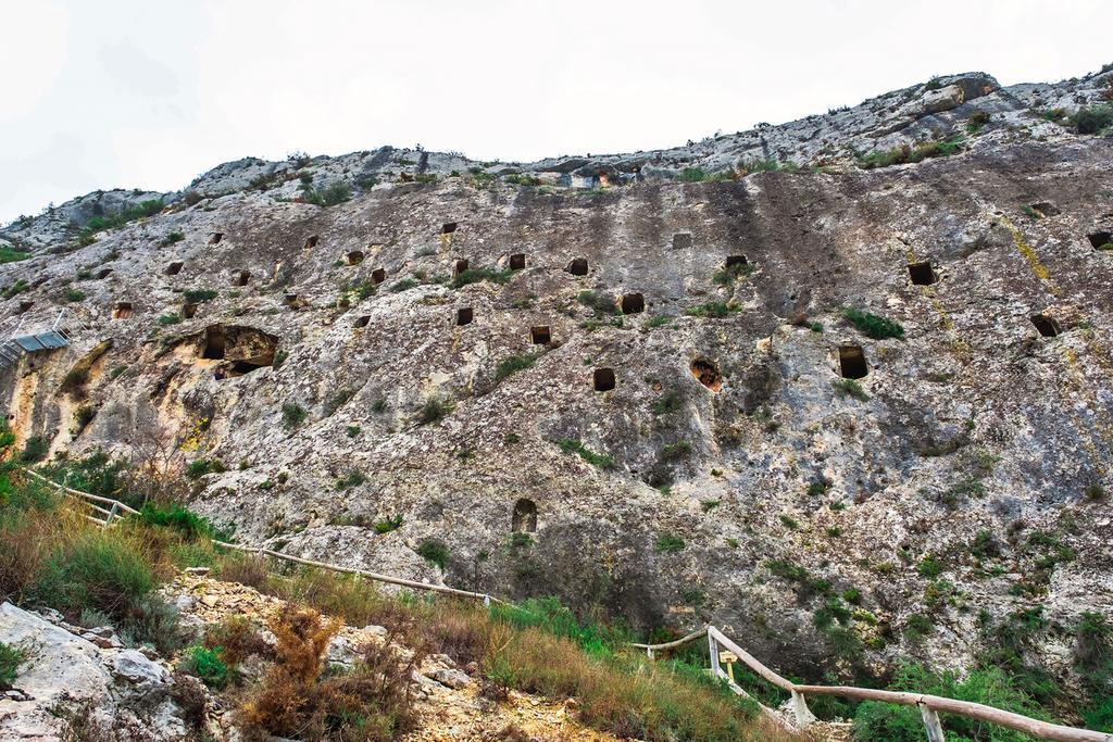 Covetes dels Moros, en las inmediaciones de Bocairent
