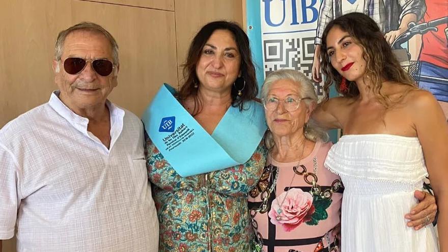 Estudios en Ibiza: acabar la universidad a los 51 años