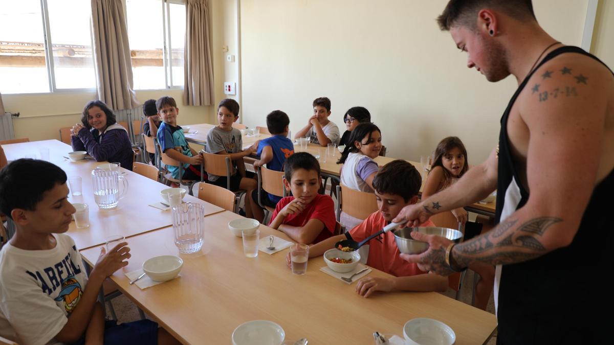 El colegio Mestre Luís Andreu estrena el servicio de comedor