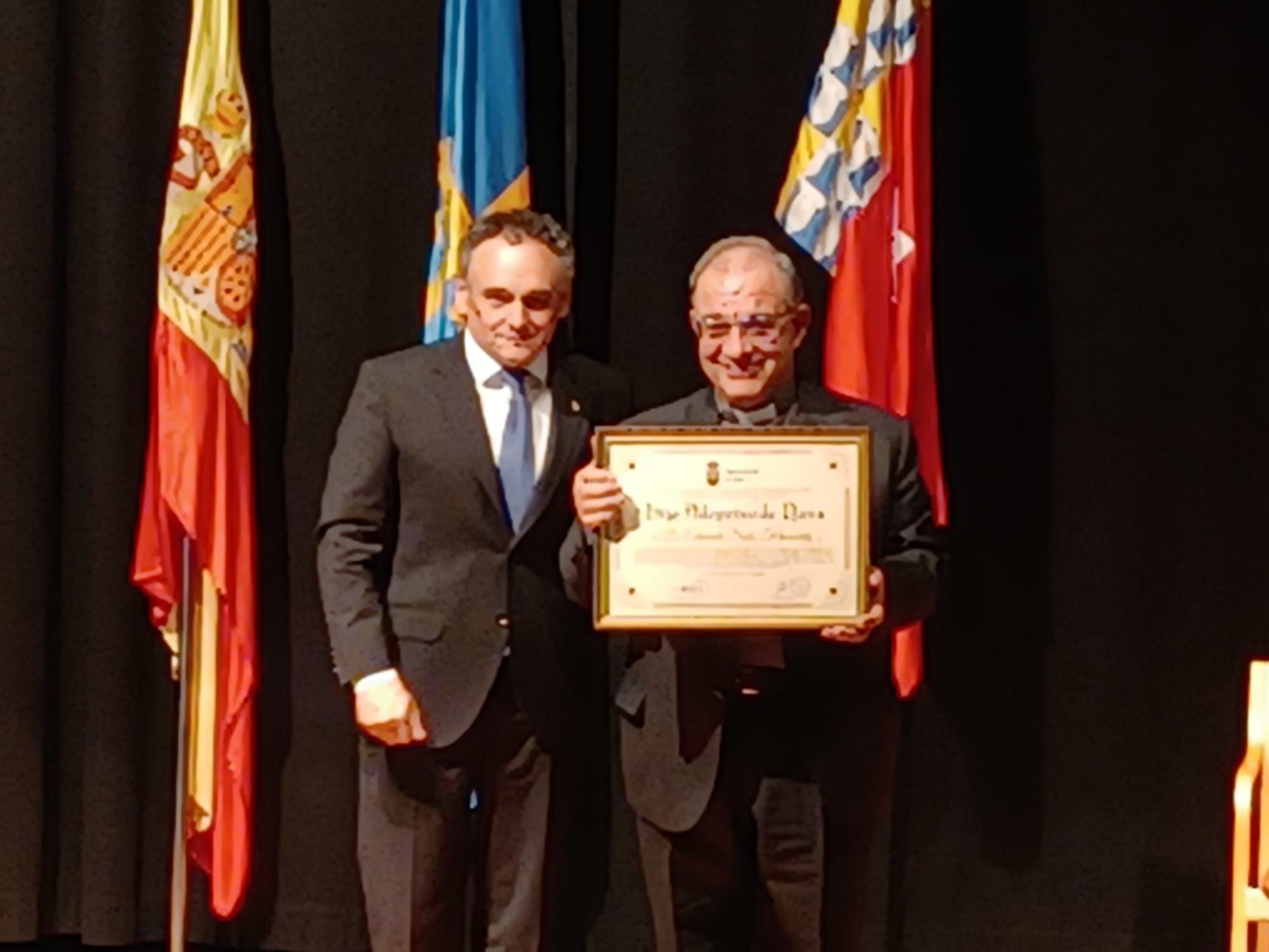 Nava homenajea a Eduardo Solís y Jacques Sangrouber, dos «hombres buenos que supieron hacer pueblo»